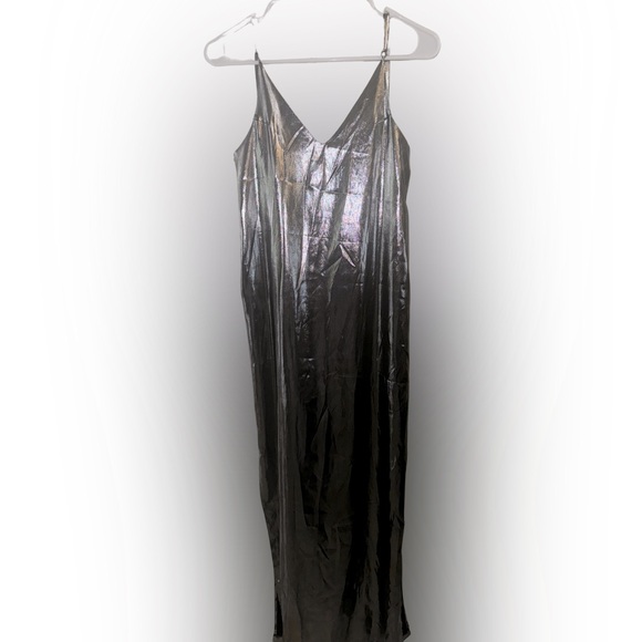 Nasty Gal Metallic Chrome Maxi Dress With Low Back Size XS NWOT - Picture 1 of 5
